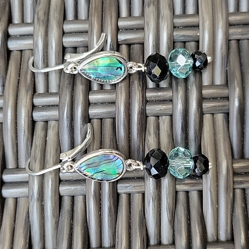 Hanging earrings / silver color setting / Abolony / Swarovski